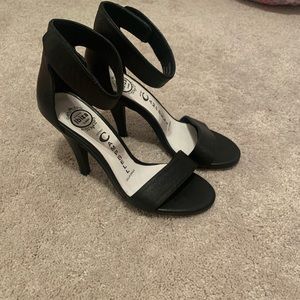 COPY - Black heels